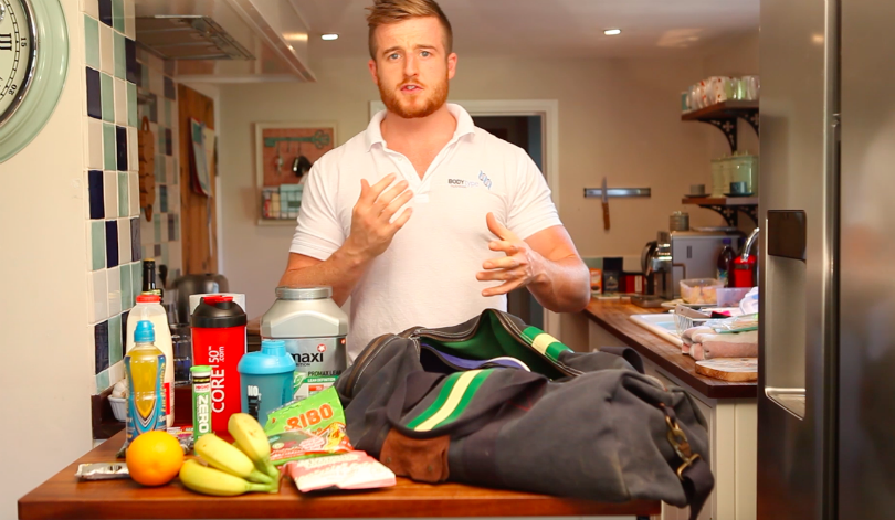 FFTPerformance's tweet photo. What to put in your kitbag with elite nutritionist @BenCoomber https://t.co/ygX2KFzui8 https://t.co/96KboEX0iV