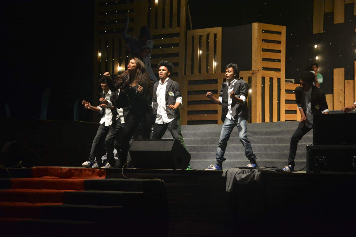 Embedded image permalink