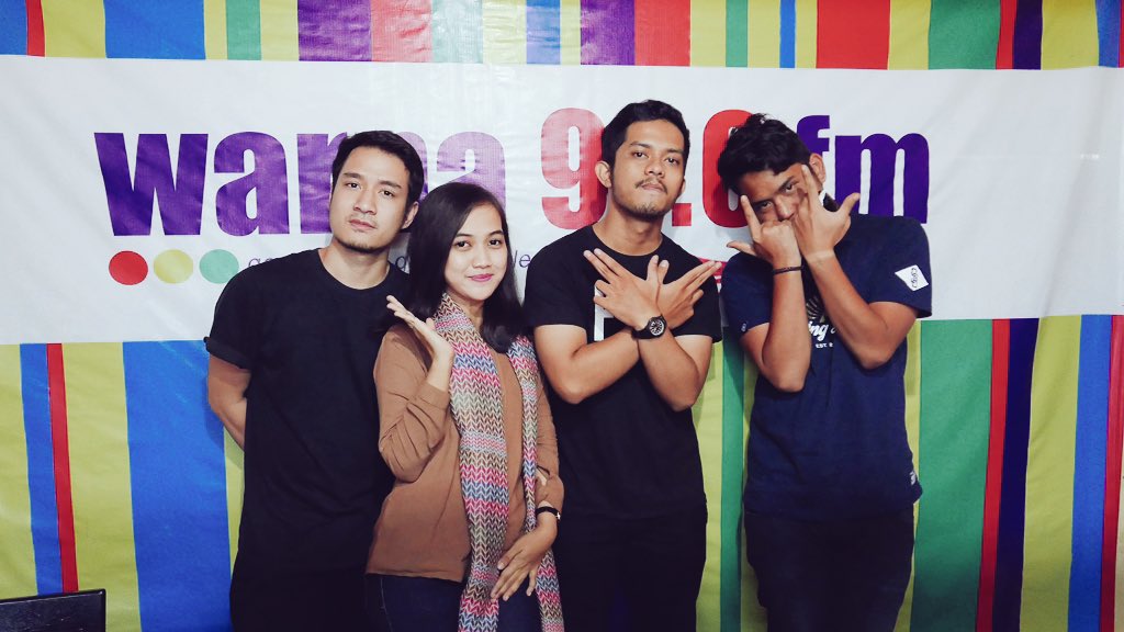 Terima kasih untuk waktunya <a href="/warnafmpadang/">Radio Warna FM Padang</a> sampai jumpa nanti malam di <a href="/padangmovement/">PDG Dance Movement</a>