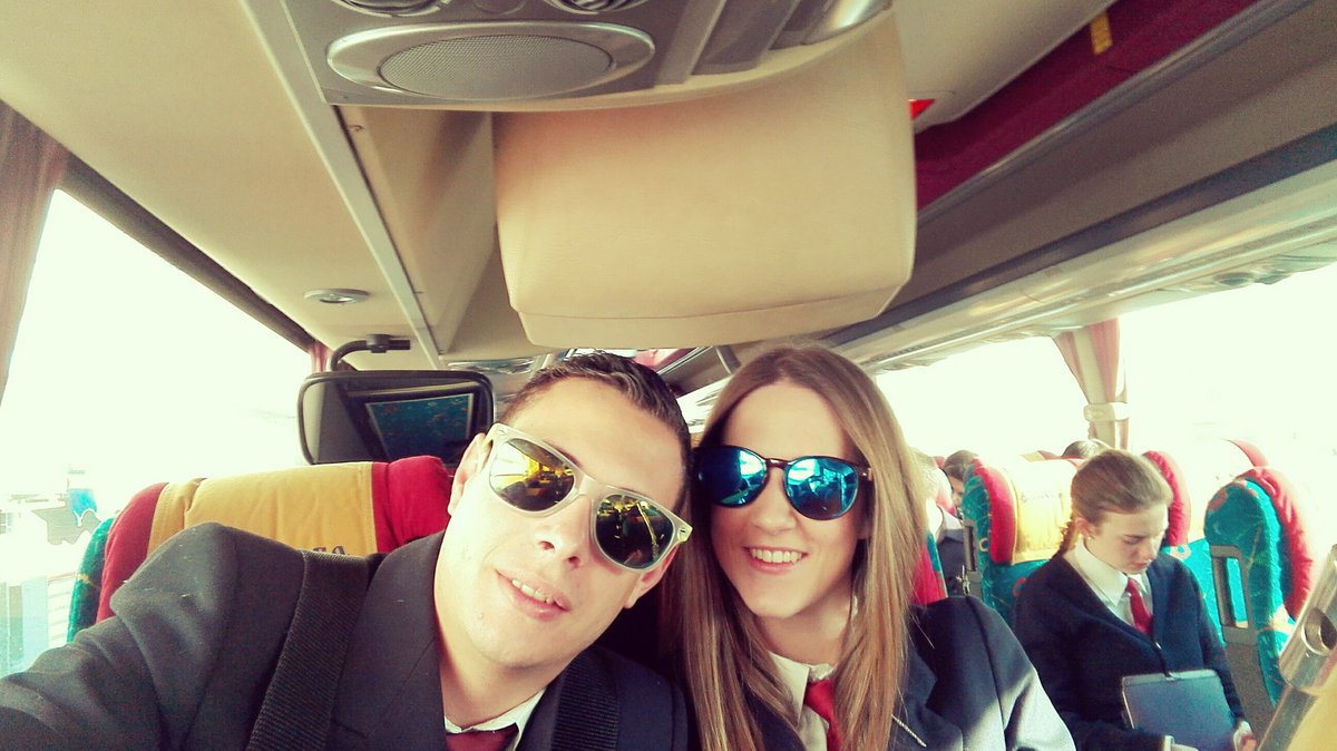 tesheiro's tweet photo. Para Lobres Con @Palomaic #Candelaria #BandaMunicipalDeMusicaDeSalobre ña https://t.co/5fI6hVzi9u