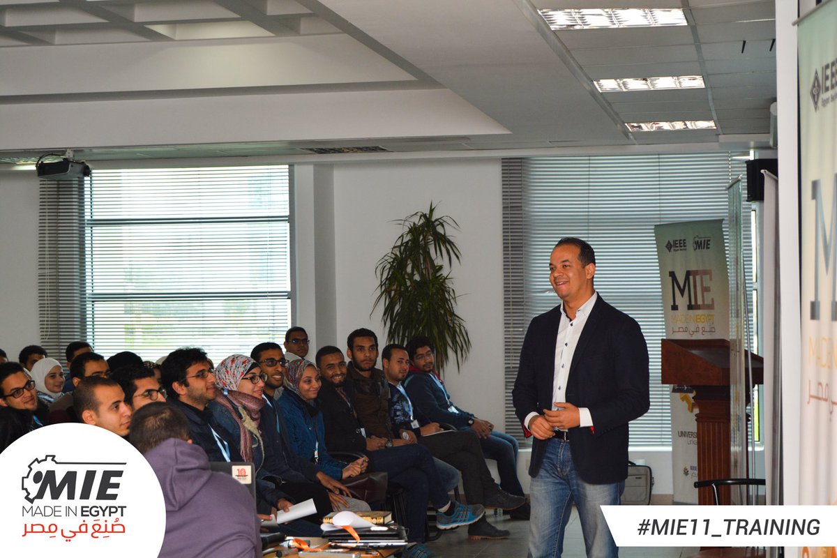 MIE_Competition's tweet photo. Presentation skills by Eng. Omar Shawki. 
#MIE11_Training https://t.co/cb04hyGIR9