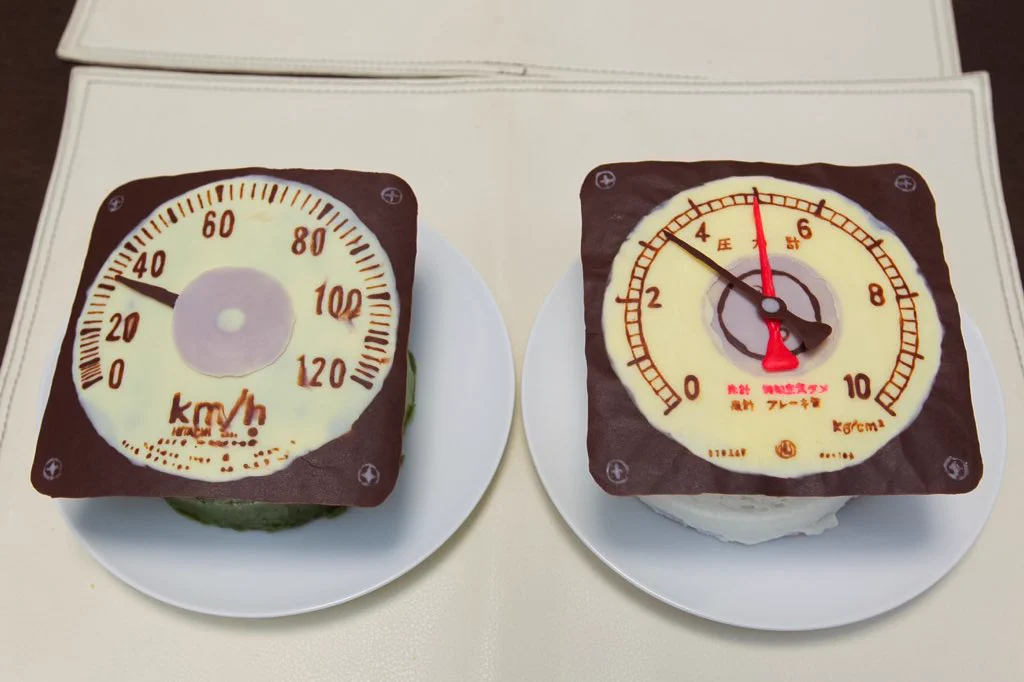 何コレスゴイ！！計器なケーキがハイクオリティｗｗｗ