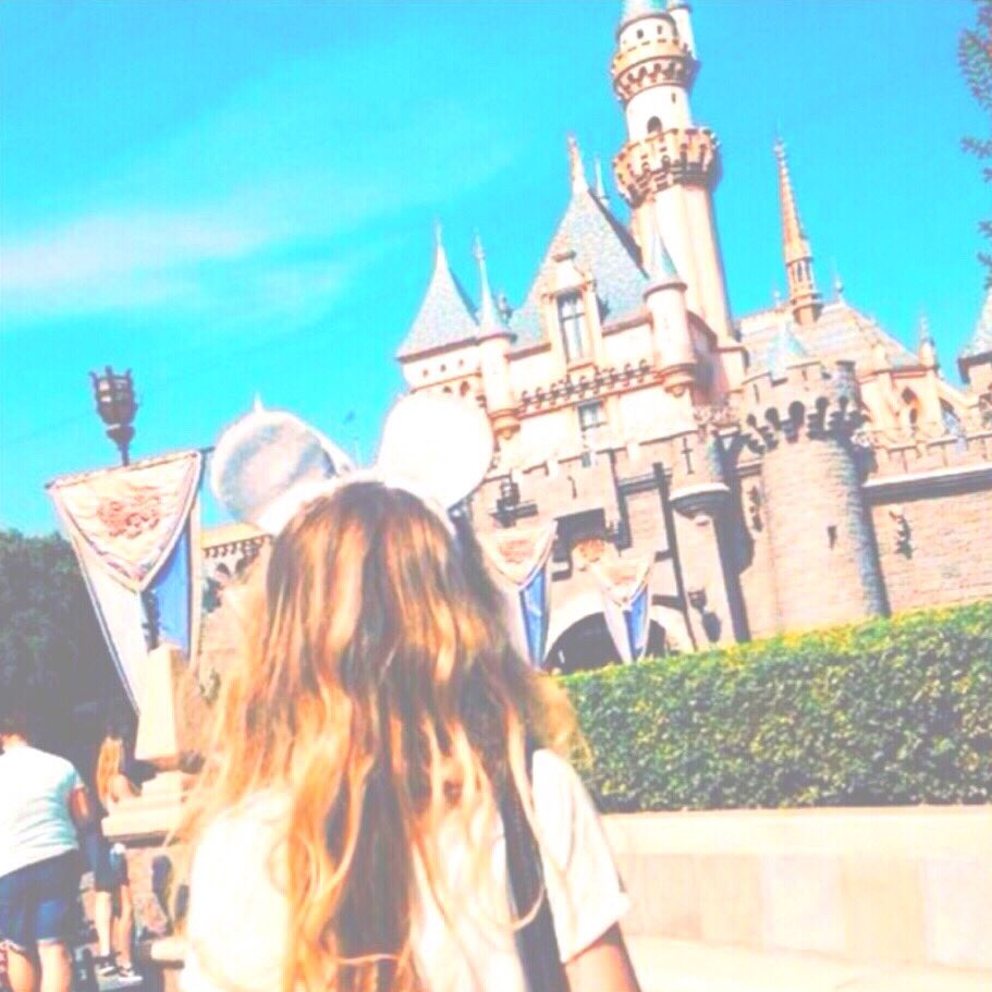 d_c_s_ztos's tweet photo. 🌎#海外好きな人
🏰#Disney好きな人
🎧#洋楽好きな人
📺#DisneyChannel好きな人
💄#DCSに憧れてる人

#RTしてくれた方で気になった方迎えにいきます
いろんな方と繋がりたいです！
RTお願いします👸🏼💟 https://t.co/SGAO1CeJko