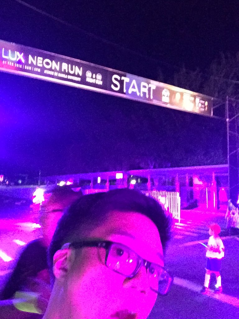 mawexduque's tweet photo. Yo #LuxNeonRun https://t.co/sHOocZcmwn