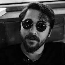 survsemih's tweet photo. SemihÖztürk EfsanesiSurvivorda mücadeleyse mücadele hırssa hırs zekaysa zeka eğlenceyse eğlence çünkü o bir efsane https://t.co/2DkfJ4Dmdb