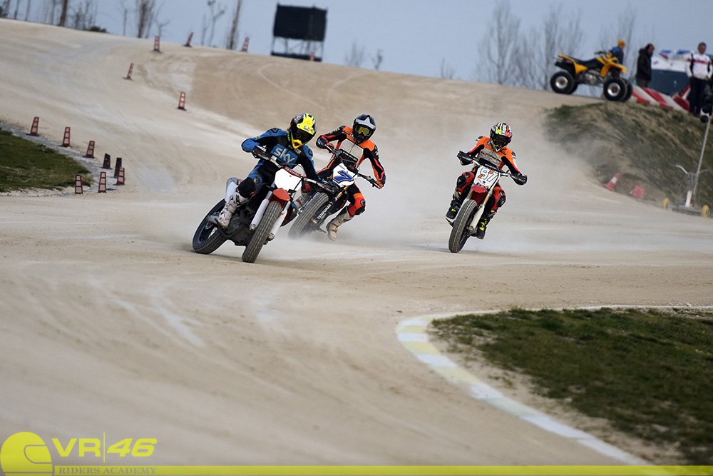VRRidersAcademy's tweet photo. Lotta fino all'ultima curva tra @Luca_Marini_97 @lorybalda7 e @nbulega ieri al Ranch 💪🏻 https://t.co/4x45kKEFWy