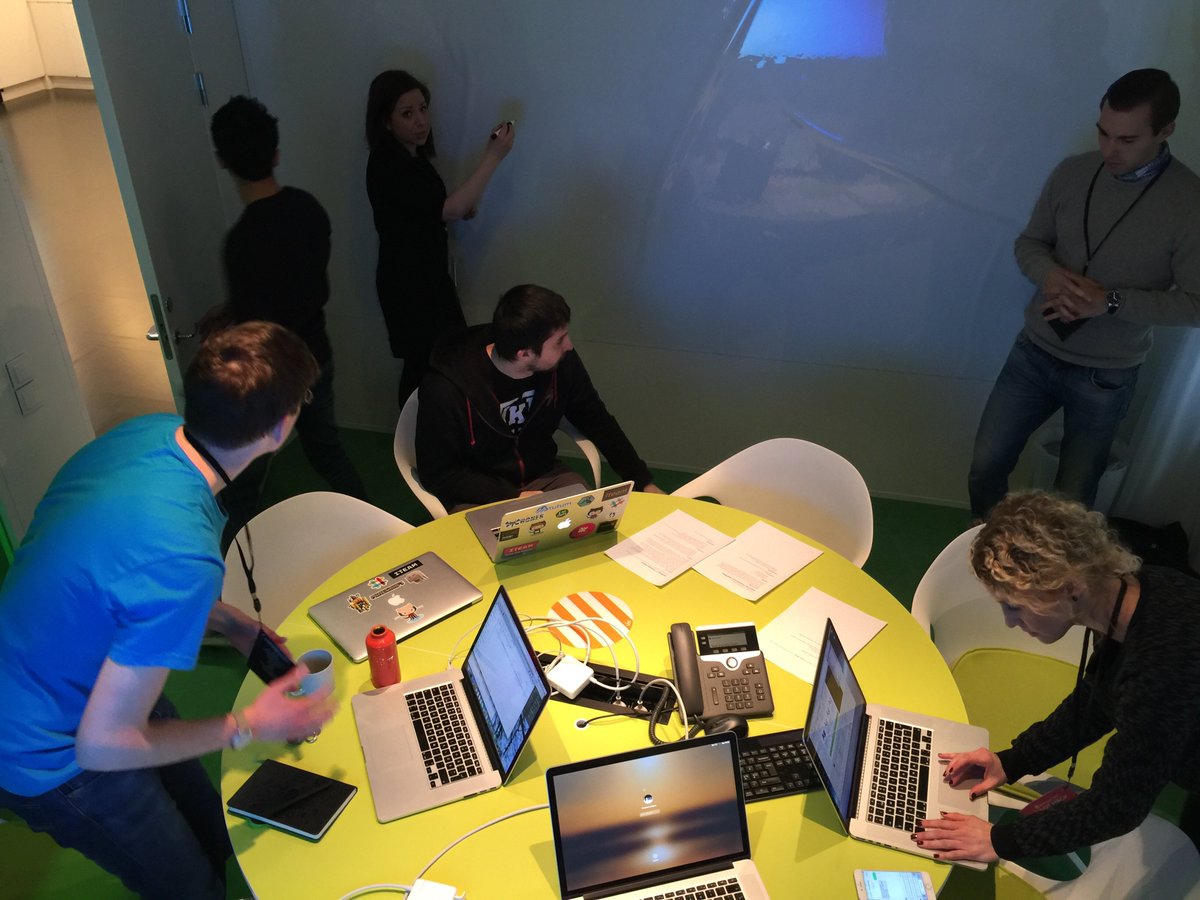 Iteam1337's tweet photo. Refugee Tech. Vi visualiserar bredden av kompetens bland våra nyanlända. #iteam1337 #RefugeeTech #King_Games #RTHack https://t.co/kGVZFclPmT