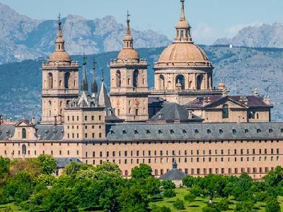 1 Noche con desayuno y cena para 2 en El Escorial por sólo 89€ bit.ly/1NuWdVw