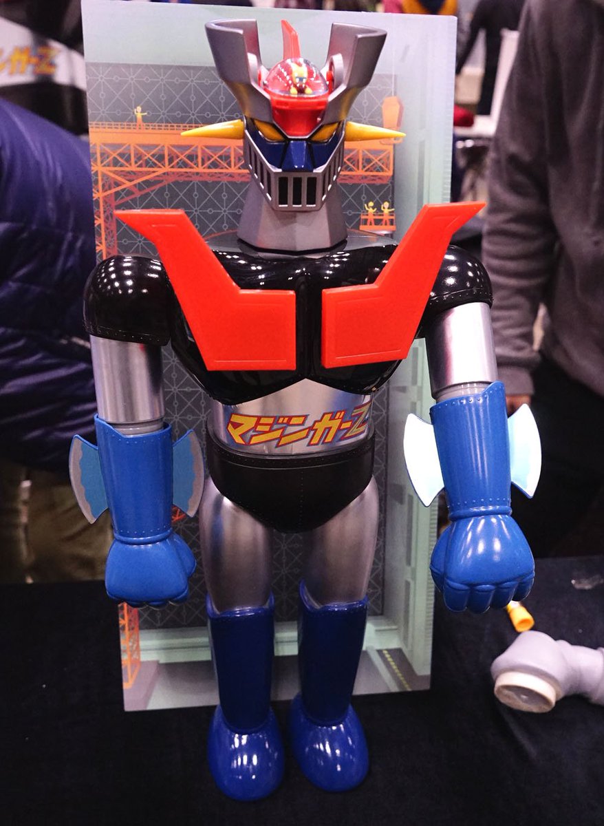 裏庭映画保存会 大陸からハイクオリティの実写 アニメロボフィギュアが続々登場し衝撃が走ってるが真打マジンガーｚ のリアルジャンボマシンダー受注開始 レッドバロンの敵ロボブラックマサイも登場 ロボファン驚嘆の大玉がまだ控えている気配 Wf16w