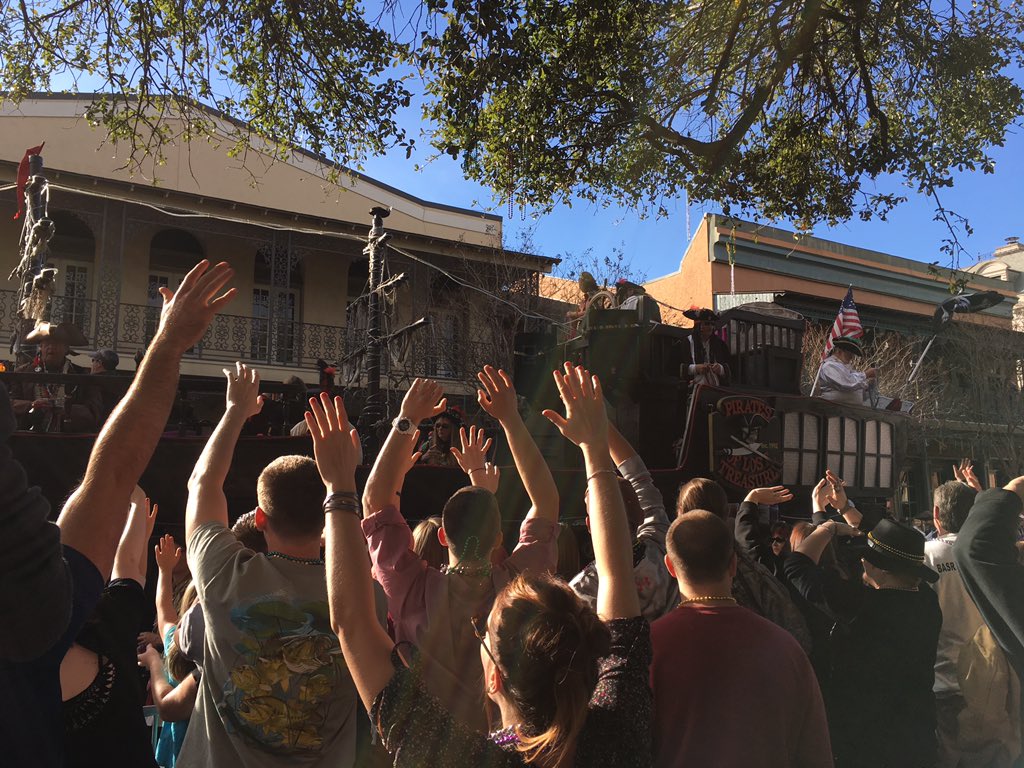 kbodden27's tweet photo. #pensacolamardigras #mardigras #upsideofflorida #Pensacola #piratefloat #lovefl #visitpensacola #roamfl https://t.co/Kh8YeOucHR
