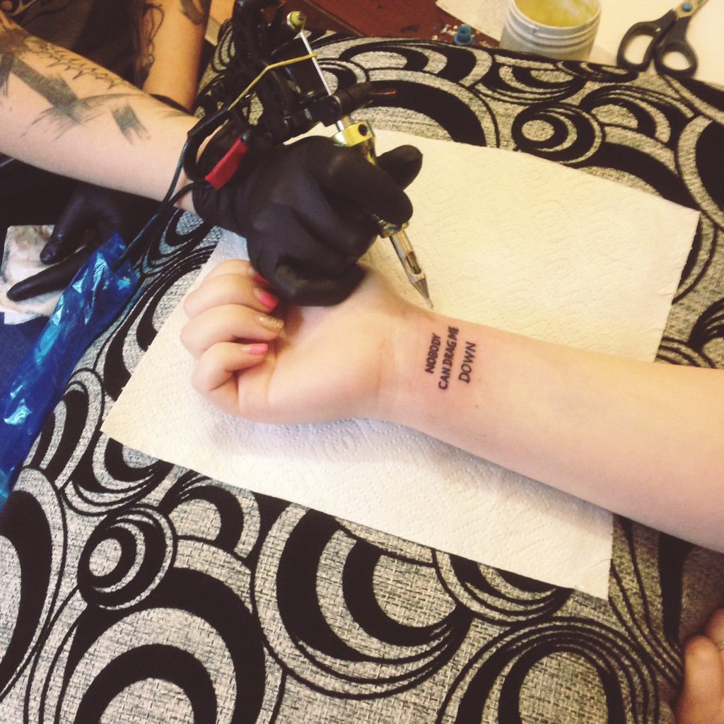 returnmine2007's tweet image. ЛЕНТААА 
Я ТАТУХУ НАБИЛ
ДАДАДА