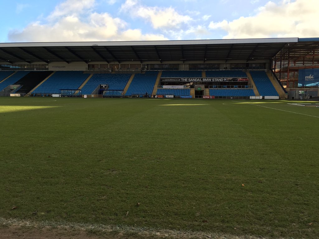 gazbaigent's tweet photo. @Halifax_RLFC good luck today lads. Season starts here! #fax2016 #upthefax #faxonfire https://t.co/v1DzLAMDia