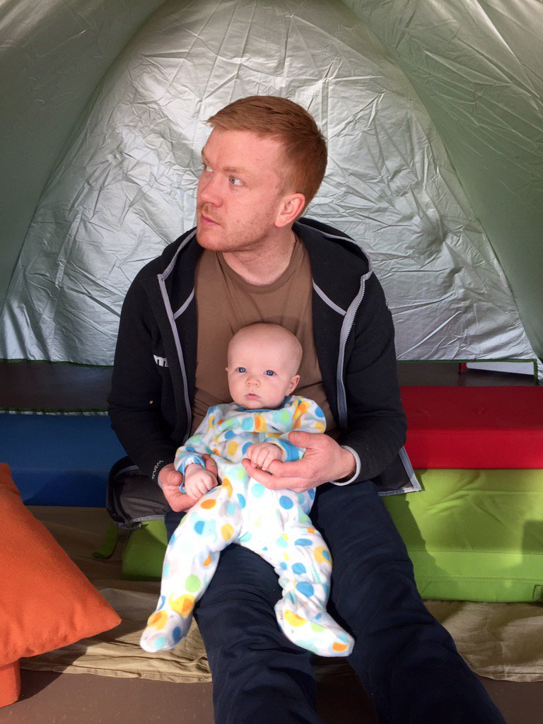 courtsuemaloney's tweet photo. Because @darcyfraser is the hardest working new hot dad in town we need a float @TheFloatCentre #attackwithLOVE https://t.co/04BTgzIQpf