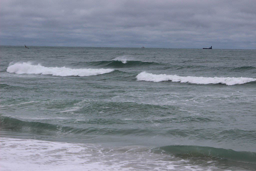 Melbourne Beach Surf Report Sunday February 7th melbournebeachsurf.com/2016/02/07/mel…