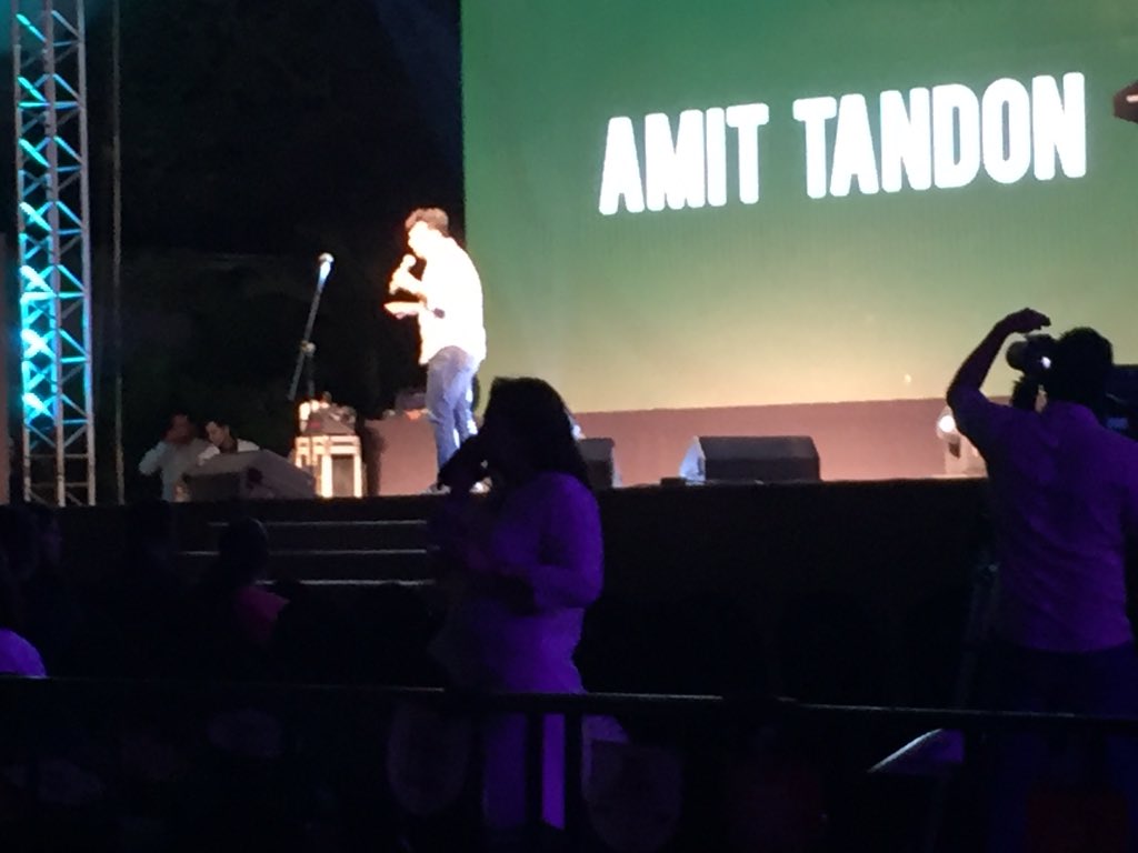 Amit Tandon begins the race at Planet Pajama! #weirdasspajama