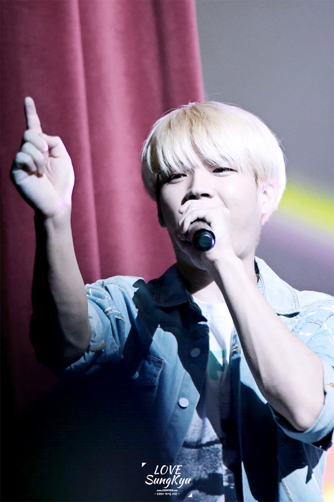 LoveSungKyu's tweet photo. 【LSK】160109 Infinite Effect in LA #우현 1P 생일축하해 우현아 #Happy26thNamuDay https://t.co/7zzC4hZcFA https://t.co/Geu8UTzaci