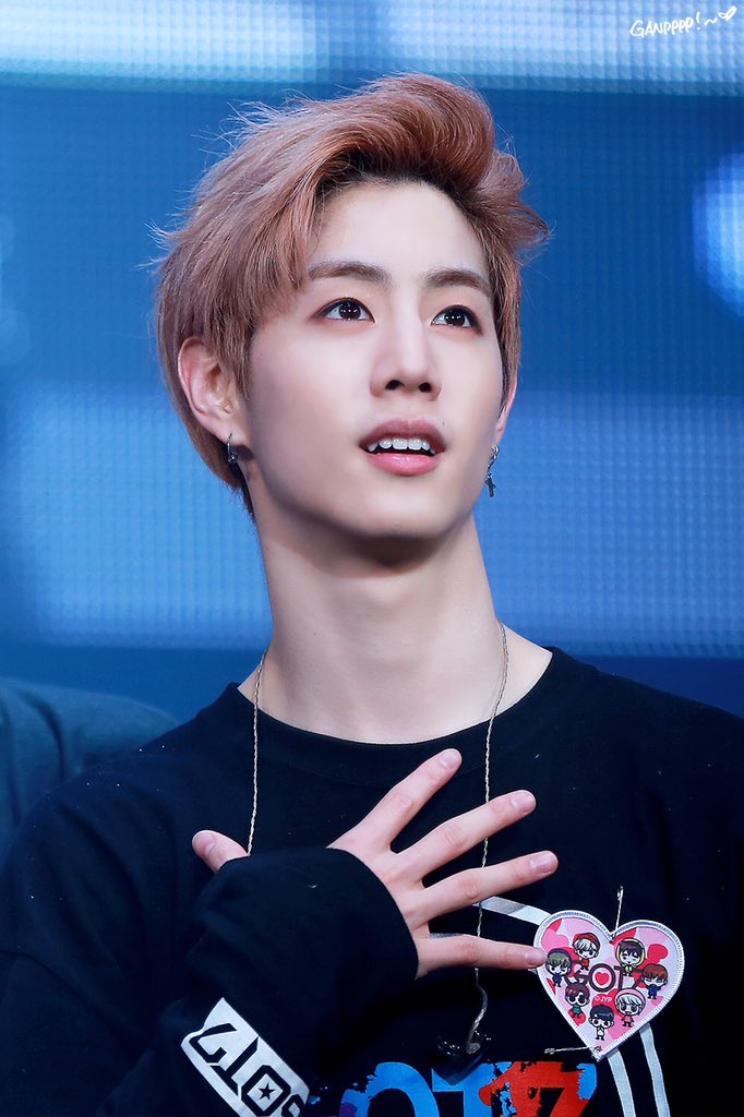 ganpppp's tweet photo. Happy Lunar New Year！@mtuan93 https://t.co/88ulWlCIuK