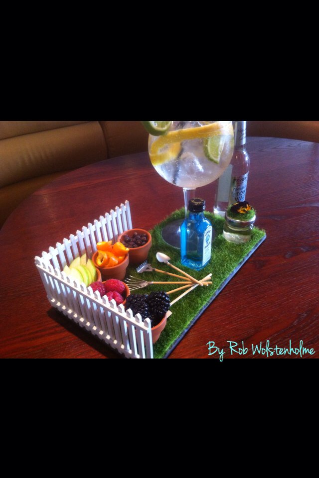 robwolstenholme's tweet photo. #mixology https://t.co/KwYFcl1c2E