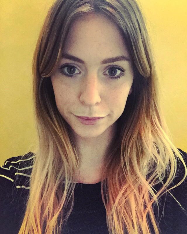 GemmaGotDaStyle's tweet photo. She getting so skinny 🙎🏼 https://t.co/0WOtuheNrG