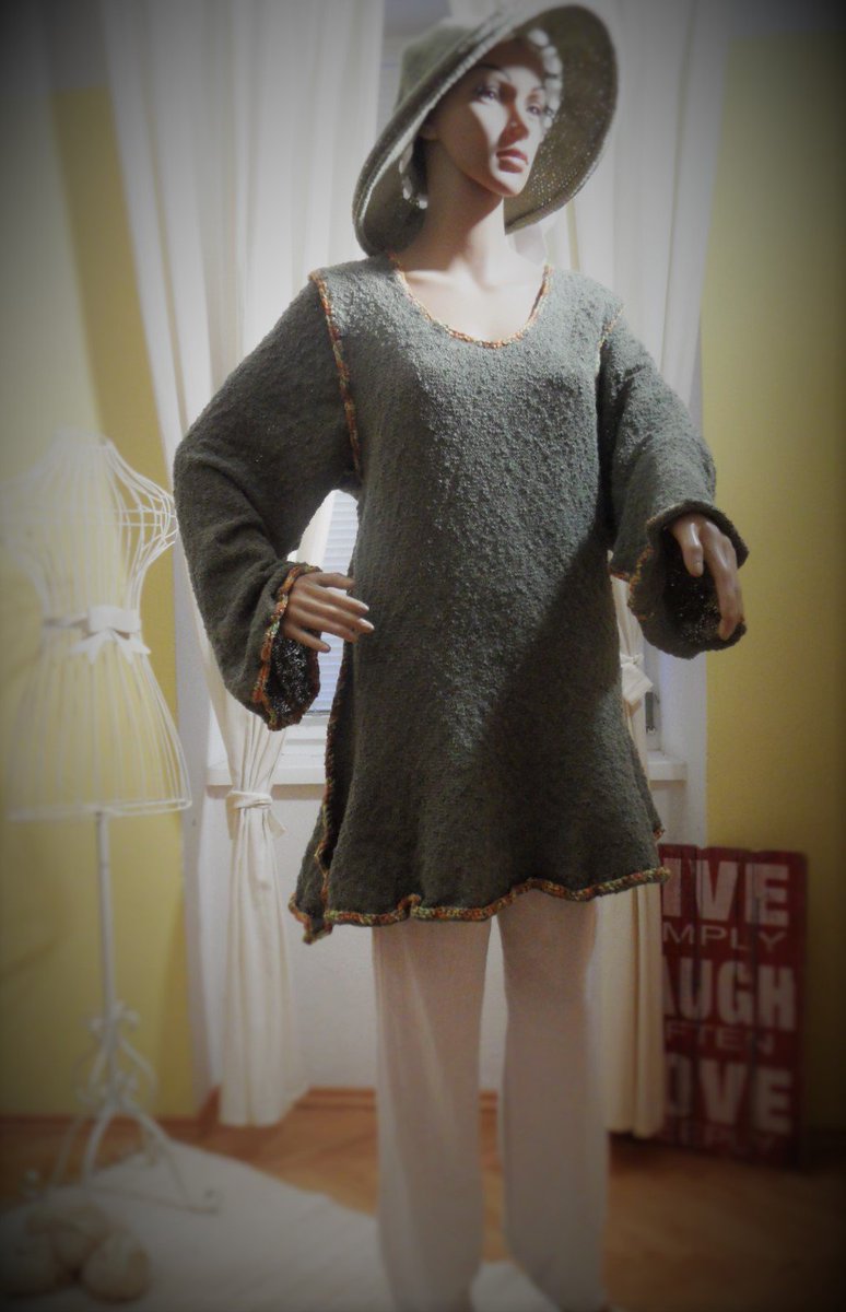 PurlaStrick's tweet photo. A tunic... knitted and crocheted... https://t.co/lm34ljNAz5
