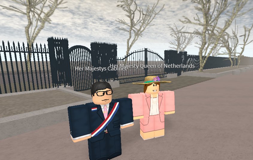 Roblox Netherlands On Twitter Queen Wilhelmina And Minister Paddy Were Guests At Wellington Barracks This Afternoon To Inspect Uk Troops Https T Co 3hvn0txf4t - the queen roblox part 7