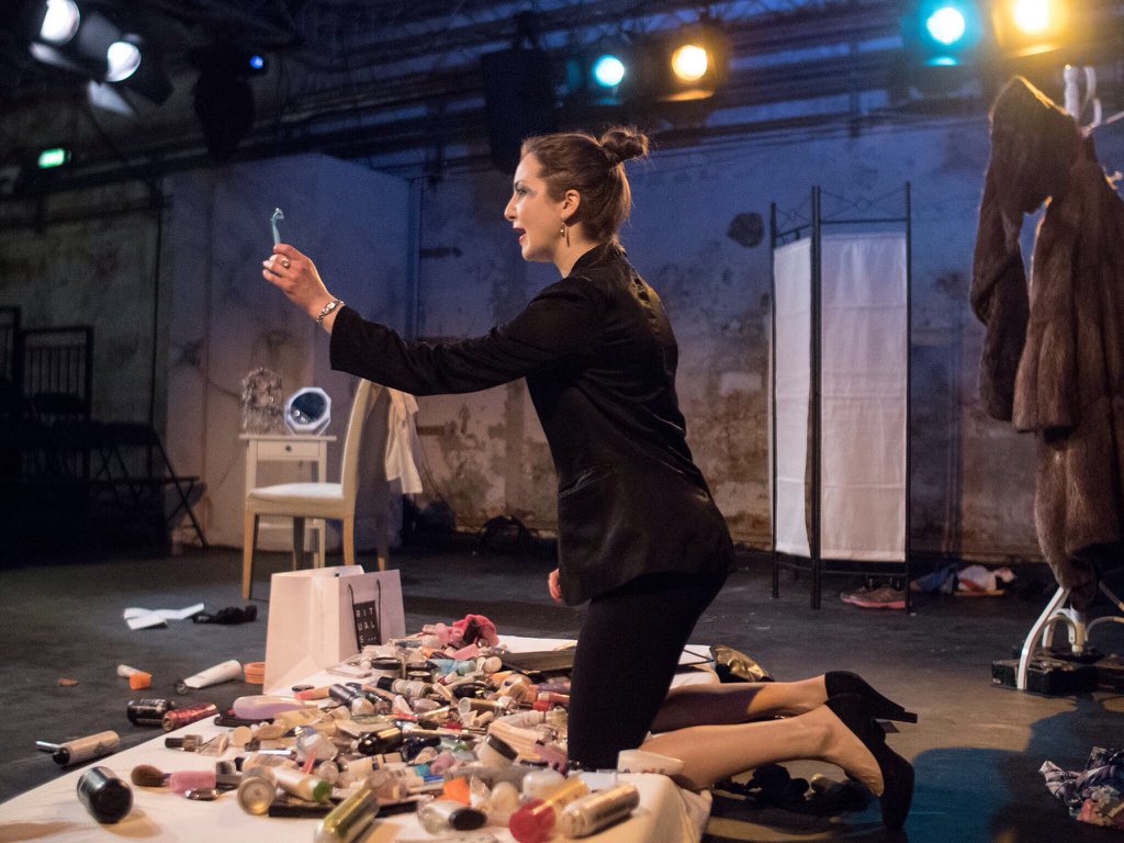 feralfoxyladies's tweet photo. If you saw the show &amp; loved it, tweet us with #IGotDressed #VaultFestival to help us win People's Choice award! ✨👑👑✨ https://t.co/E5T3uAZy59
