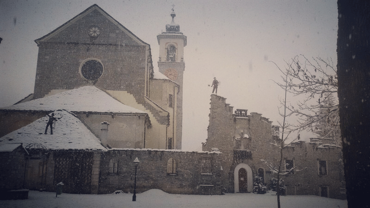 RossoNumeroDue's tweet photo. Finalmente è arrivata la #neve in #ValleVigezzo! In attesa di sci e ciaspole... https://t.co/DuNyxwGCQ8