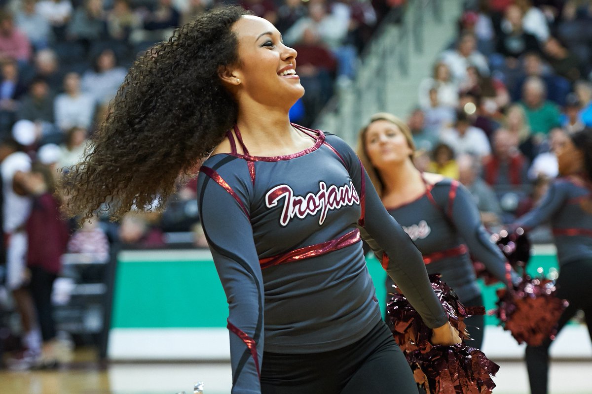 LittleRockMBB's tweet photo. Images from last night's win over South Alabama. #LittleRocksTeam

📷 https://t.co/LtH9teb522 https://t.co/cnFeRb7ftG