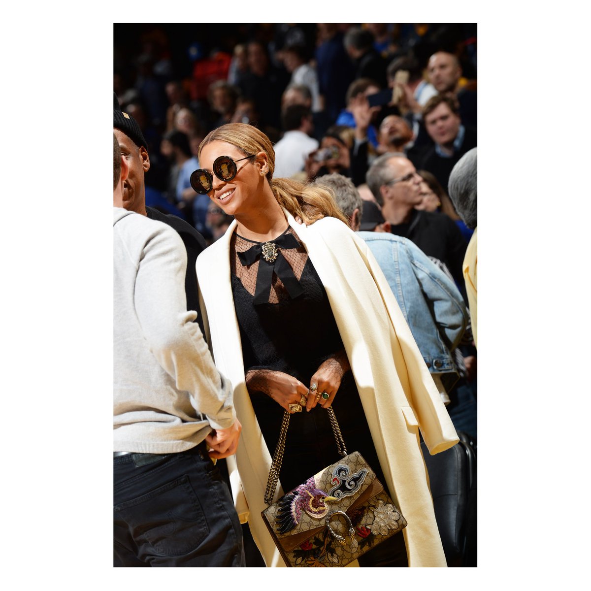 gucci on X: Presenting @beyonce in #gucci, a net tulle top from #GucciFW15  and this season's embroidered #GucciDionysus.  / X