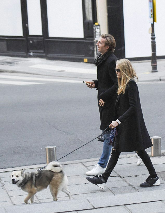 #New | <a href="/Caradelevingne/">💙</a> out in Paris. - February 6, 2016 #3