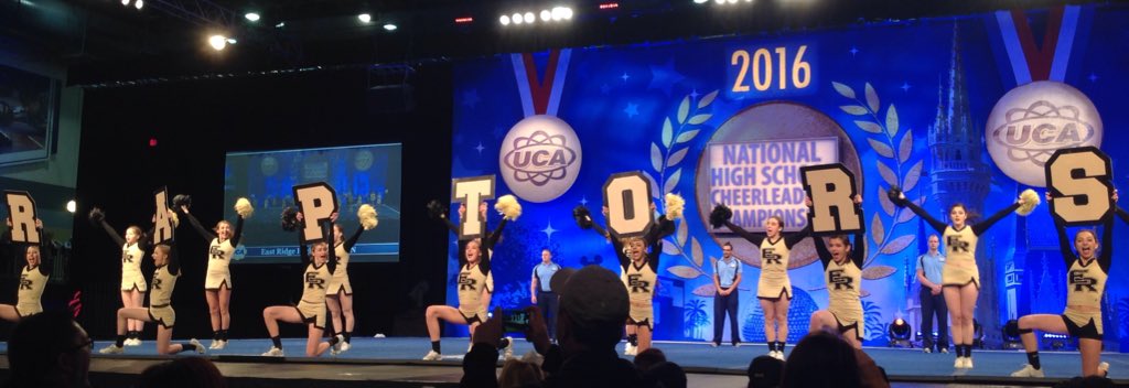 UCAupdates's tweet photo. Check out the athleticism in these Medium Varsity Division I Semi-Final Routines! #UCAnationals https://t.co/mSmoChkqa7