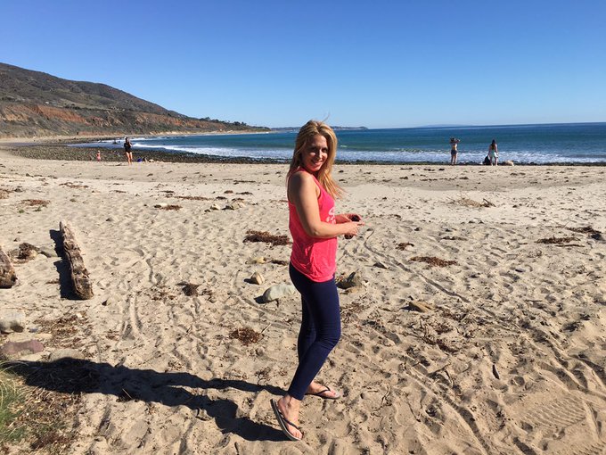#malibu #beach before im all #GoPanthers 🍻 https://t.co/mClbN4WQ96<a href="/tag/malibu"class="tags">#malibu</a><a href="/tag/beach"class="tags">#beach</a><a href="/tag/gopanthers"class="tags">#GoPanthers</a>
