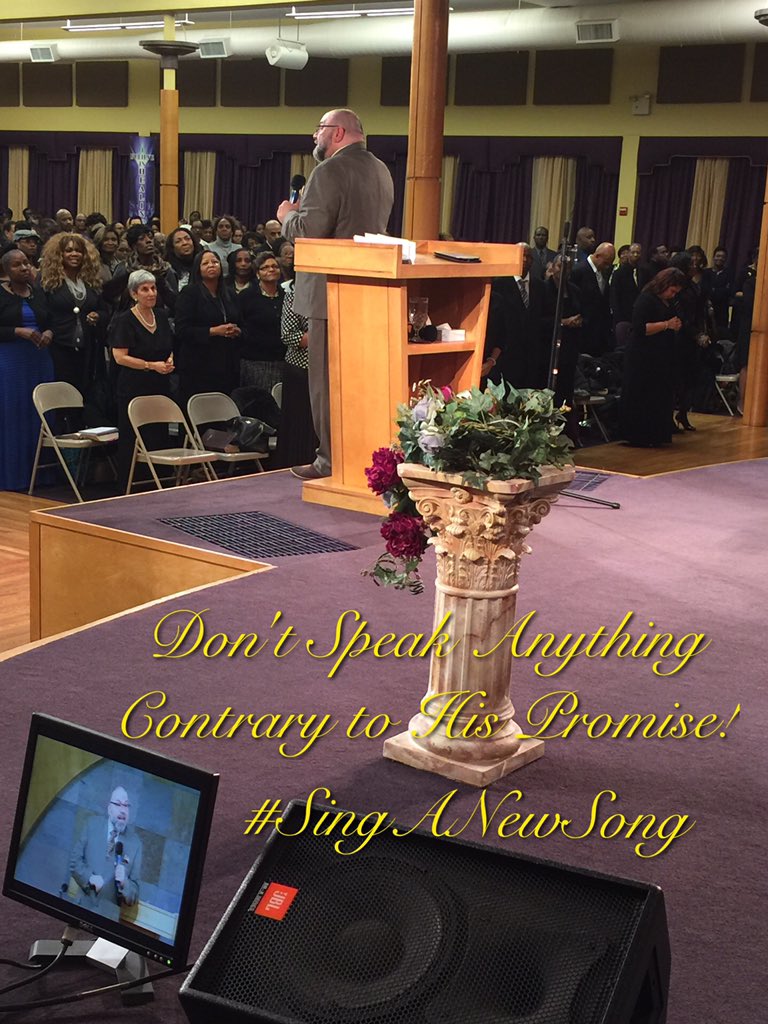 PFCNY's tweet photo. #PFC #PFCSundayService #PastorL.Mellini https://t.co/tqB4Yp6f2g