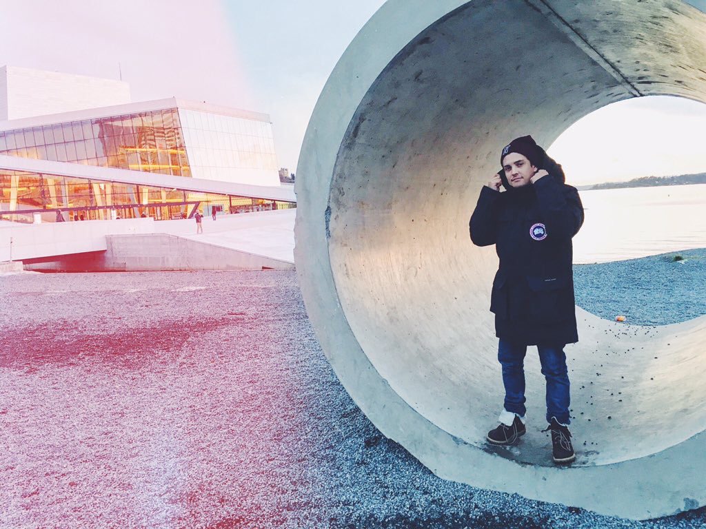 padlockgrassi's tweet photo. @TheRealLiont Vorbild.💙 https://t.co/BOpkGWDxmS
