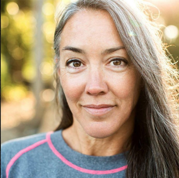 GloriousFilm's tweet photo. Meet our newest #Glorious #Fabulists7 cast member - Jennifer Oswald!
https://t.co/H10l5lwSnn https://t.co/7v19IpaXis