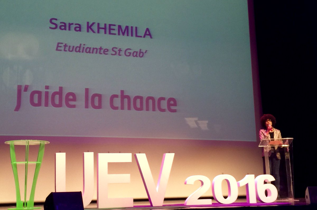 jmmousset's tweet photo. "La jeunesse danse la beauté du monde" par @jmmousset #UEV2016 @lecera85 voir @LinkedIn https://t.co/Wgz5EL5cAd https://t.co/g6KX1uP7em