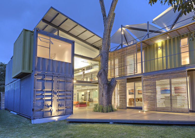 dwell's tweet photo. This tropical home is made of shipping containers: https://t.co/iudXitnEJ6 https://t.co/qRiexTgVdO
