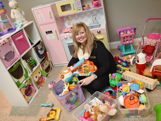 MilkmanMoving's tweet photo. "It's my job." Check out these #packingtips from a professional organizer. https://t.co/a47BUuRX7Q https://t.co/C6dARP9j4J
