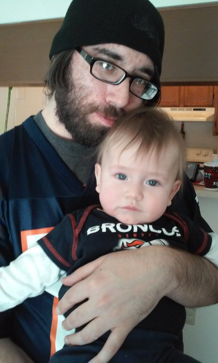 Captainb00ty's tweet photo. Go Broncos!!! https://t.co/ruiFGlcHNG