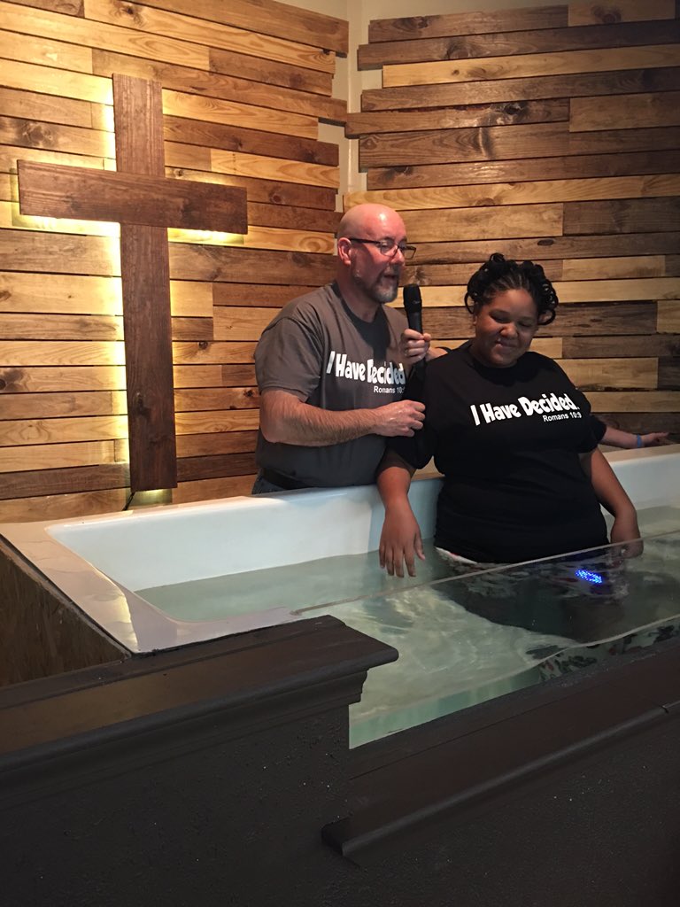 FWMChurch's tweet photo. https://t.co/4v39JStLlI
