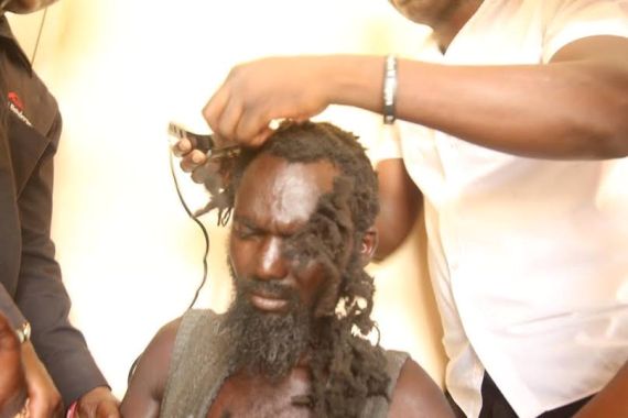 9jaEXPOSED's tweet photo. What an amazing transformation! Pastor rescues and rehabilitates a violent mad man (photos) https://t.co/a7yqgFfczK https://t.co/XUp5d8dDw1