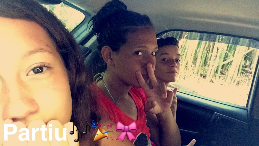 mily_tononi's tweet photo. 😍🎉😂 https://t.co/1QhlepucEV