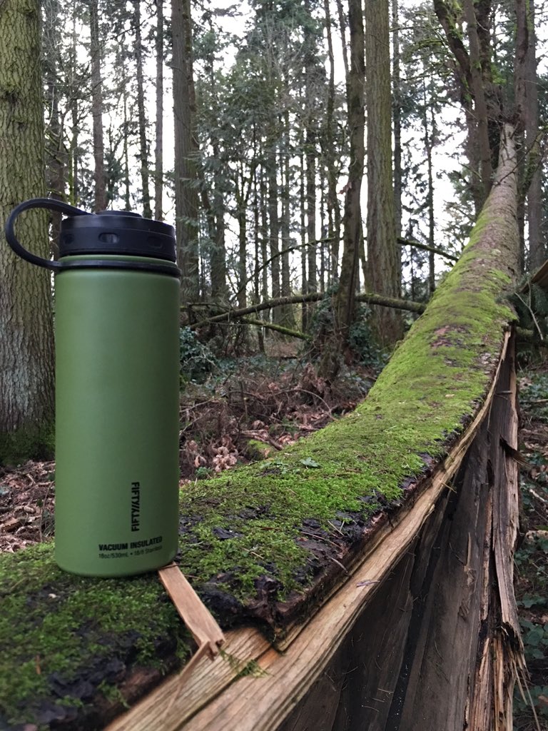 HydrationBottle's tweet photo. 18oz Bottle in Olive Green! Free Shipping on $50 or more always!!! https://t.co/Nq62XrEnQE