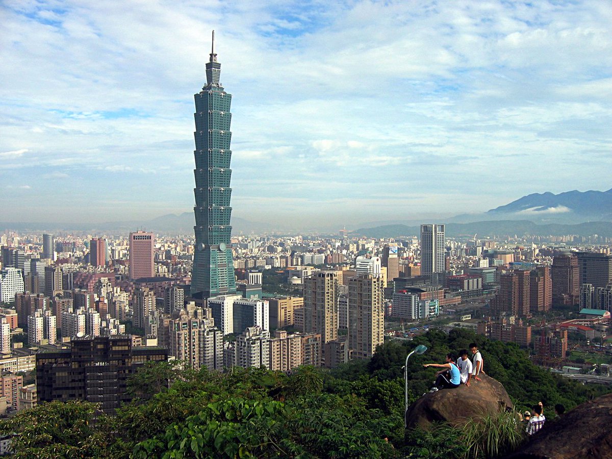 Ohio teacher opportunity to spend a year living &amp; teaching English in Taiwan! ow.ly/XRKy4 #OhioEd