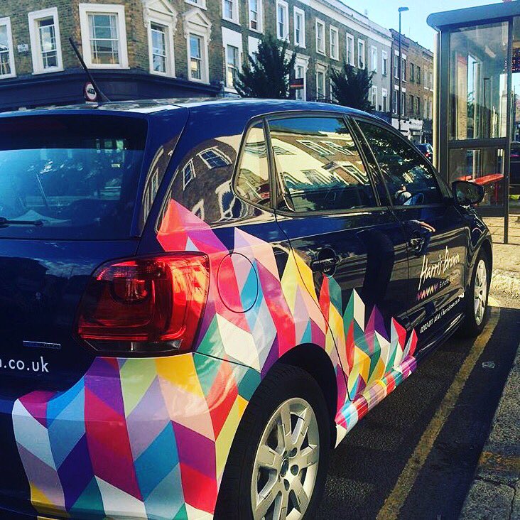 CreativeHiveLN's tweet image. Branding and vehicle wrap we did for the top guys at @flat2share @HarrisBrown_uk #design #branding