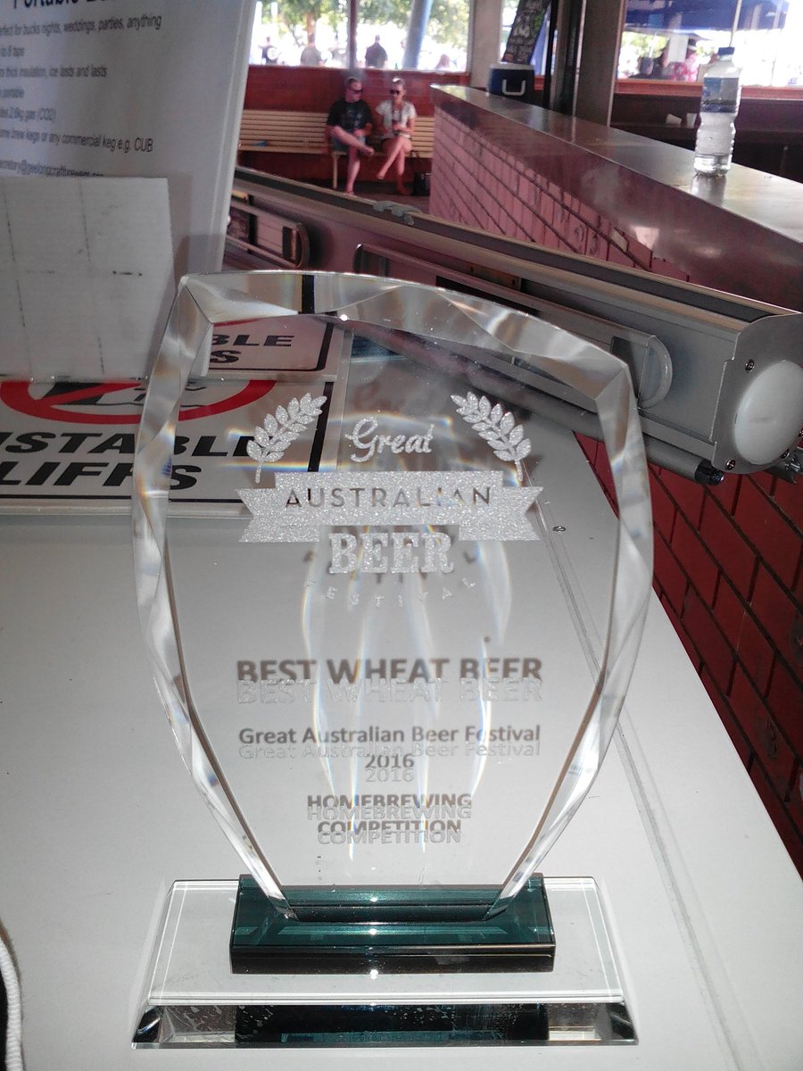 hermsbrewery's tweet image. Thanks @GABFGeelong what a great day. With @GeelngCraftBrew @k_mish