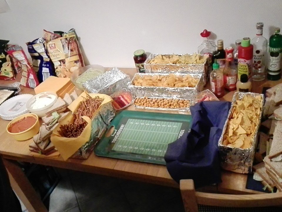 tschtt's tweet photo. Das diesjährige stadion nimmt formen an #SB50 #ranNFL #gettingready #ranSB50 #tradition https://t.co/nhnypMY1Ci