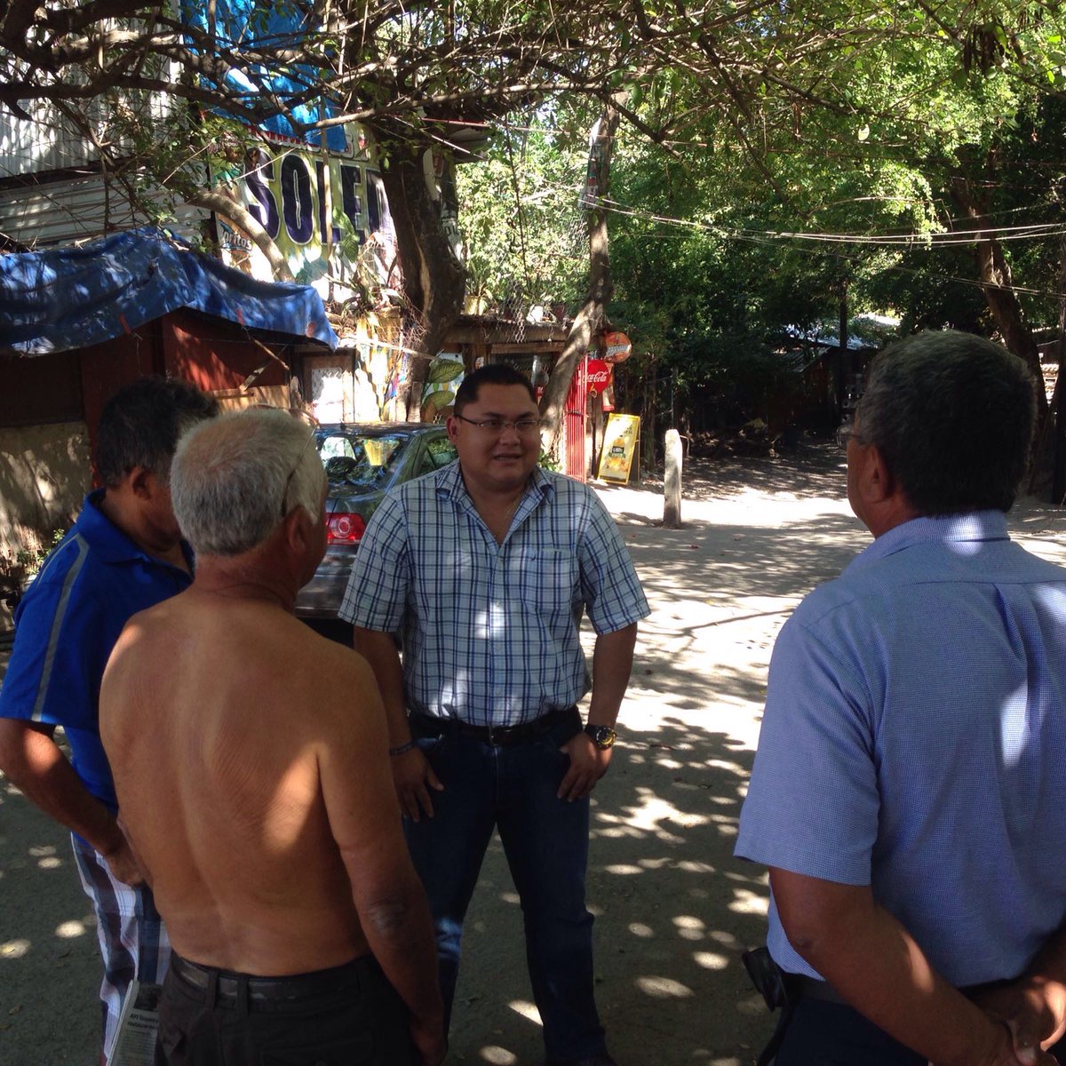 jeabcume's tweet photo. Una Charla con los Lideres del Sector Pesquero en Lázaro Cárdenas. https://t.co/2PbeLD6klS