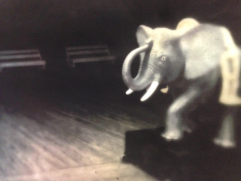 Amazing solo show by talented DMV artist Catherine Day. See it at #blackrock