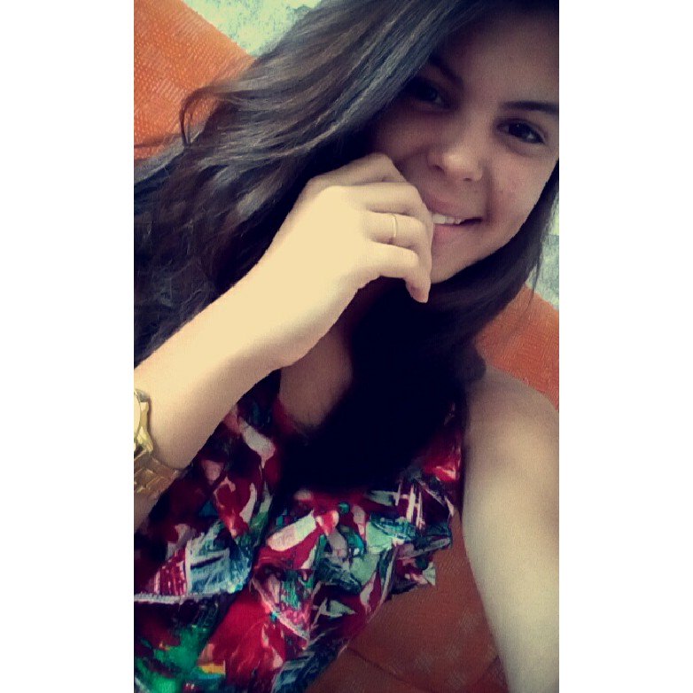 _Fernanda297's tweet photo. Solte O Cabelo Moça Bonita, Aproveita E Solta Também Um sorriso. 🌸🍂 https://t.co/yRkc7QVgQv